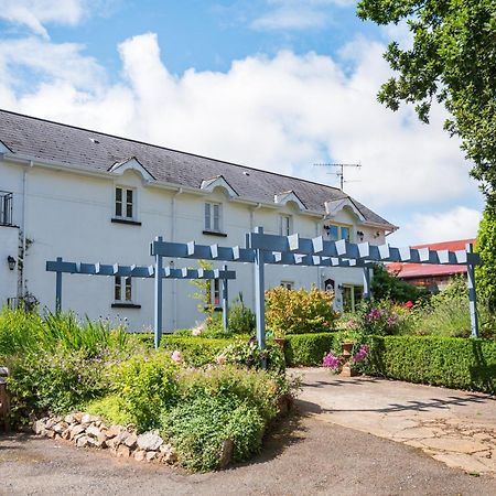 Ballyknocken Milking Parlour Self Catering Apartment Coolnakilly Exterior photo