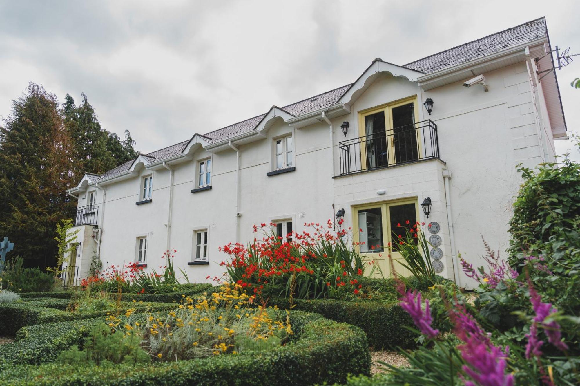 Ballyknocken Milking Parlour Self Catering Apartment Coolnakilly Exterior photo